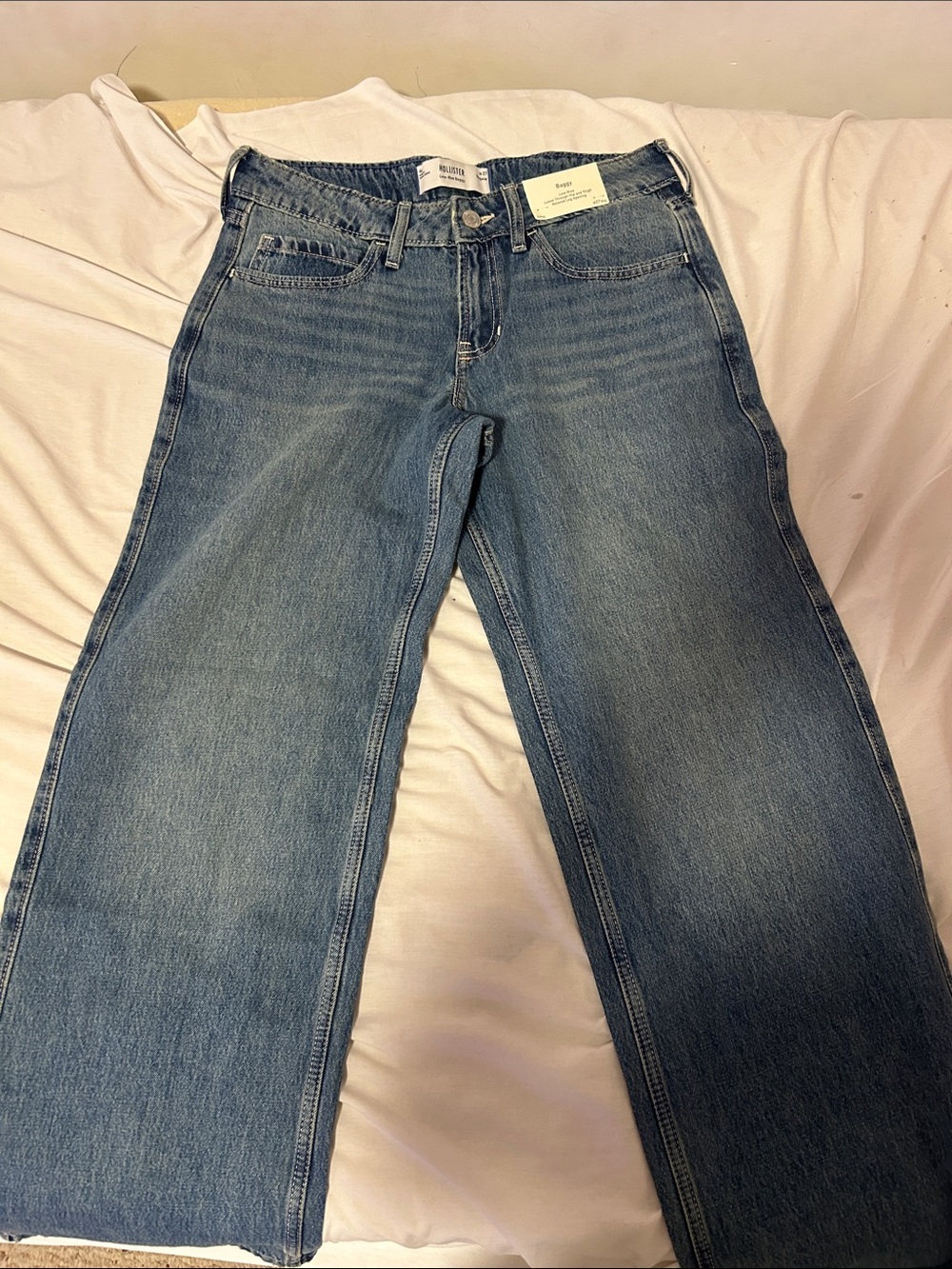 Hollister Wide-Leg baggy low rise Jeans - Mid Blue Wash